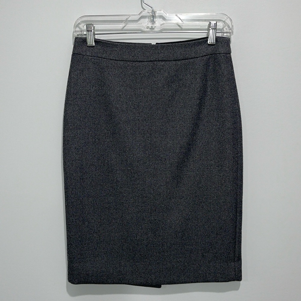 J.Crew number 2 pencil skirt 100 percent wool gray color straight size 0 zero